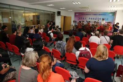 【交流】當(dāng)外國(guó)大合唱遇上中國(guó)傳統(tǒng)文化--嘭,火花四濺~